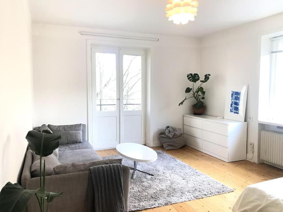 Entire Apartment Stockholm Bagian luar foto