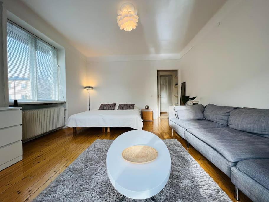 Entire Apartment Stockholm Bagian luar foto